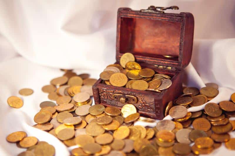 Unexpected Riches; Legal Rights To Found Treasures